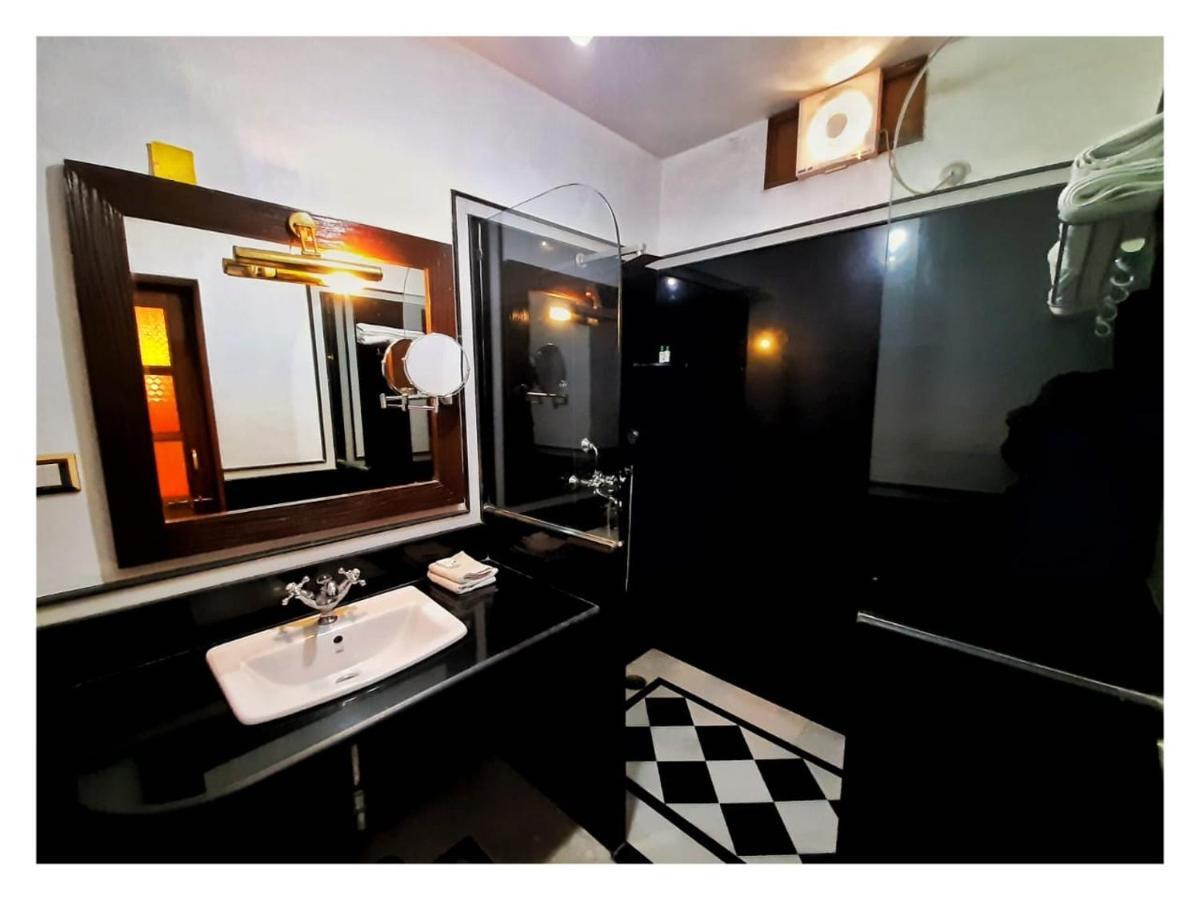 Hotel Pleasant Haveli - Only Adults Jaisalmer Esterno foto